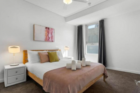1BR Adelaide CBD Apt The Best Location, Adelaide